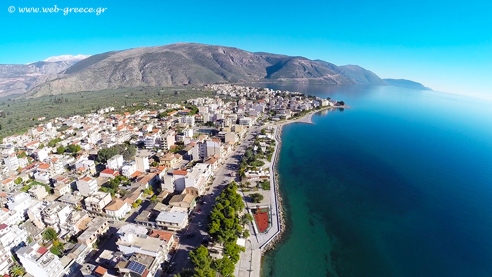 Παραθαλάσσιο ξενοδοχείο στην Ιτέα